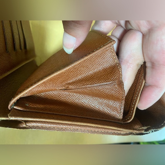 LOUIS VUITTON Brown Monogram Wallet (SP1000) - Picture 5 of 14